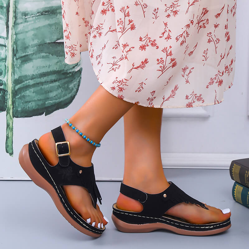 Sandaler med stranddusk