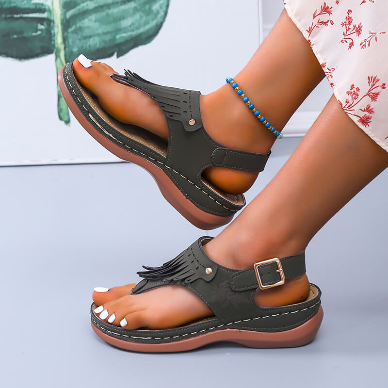 Sandaler med stranddusk