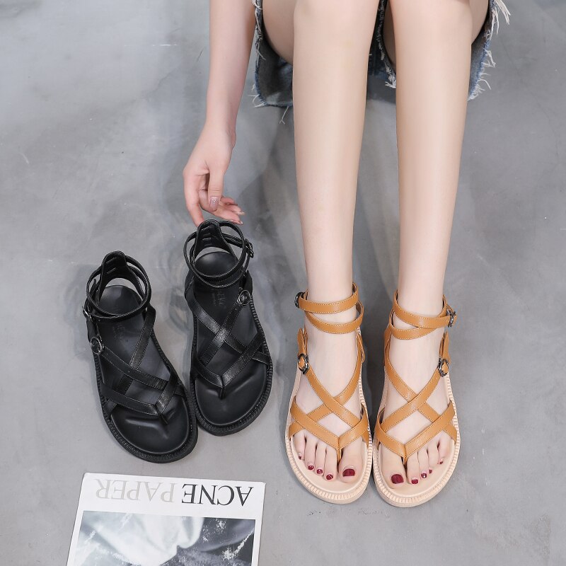 Casual open-toe student sandals