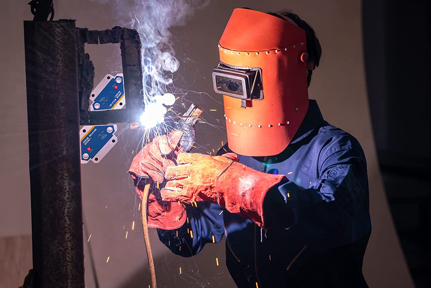 Arrow Welding Magnet