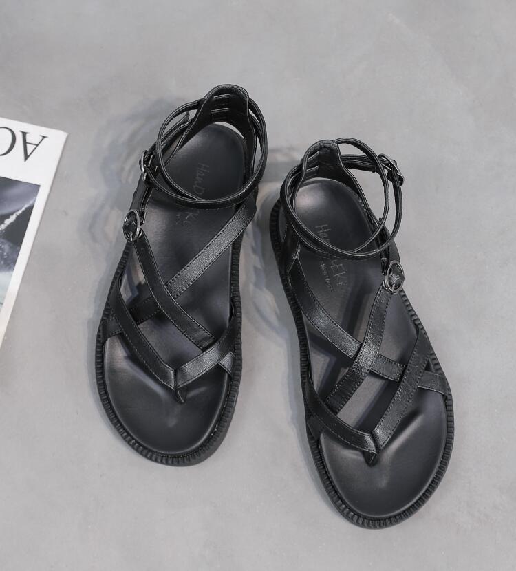 Casual open-toe student sandals