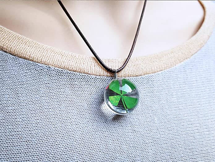 Four-leaf clover necklace