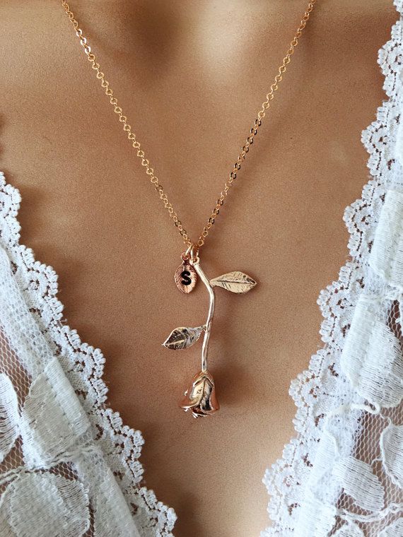Rose Pendant Necklace