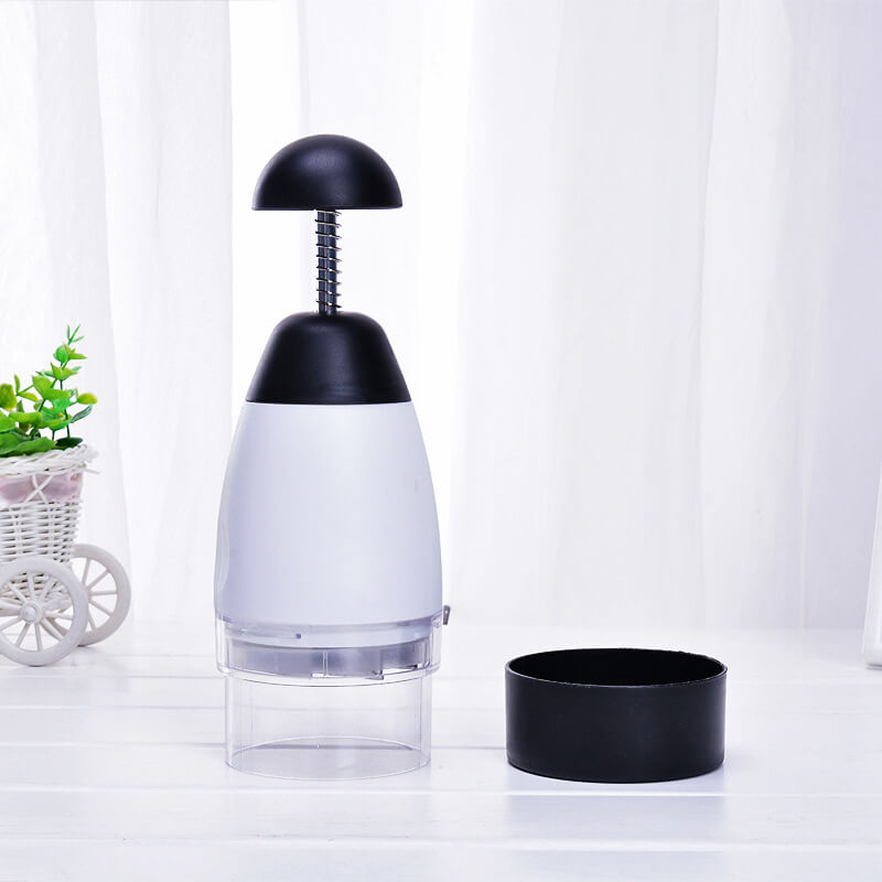 Manual food chopper