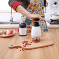 Manual food chopper
