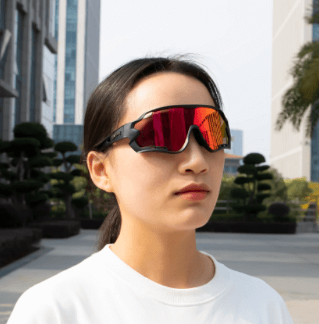Photochromic sunglasses