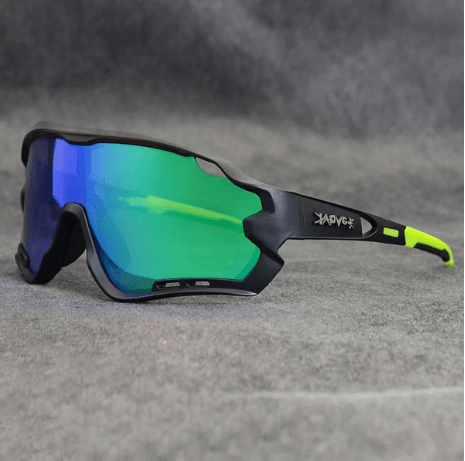 Photochromic sunglasses