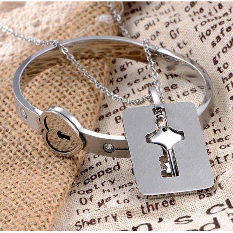 "YOU ARE THE KEY TO MY HEART" Bracelet + Necklace Set