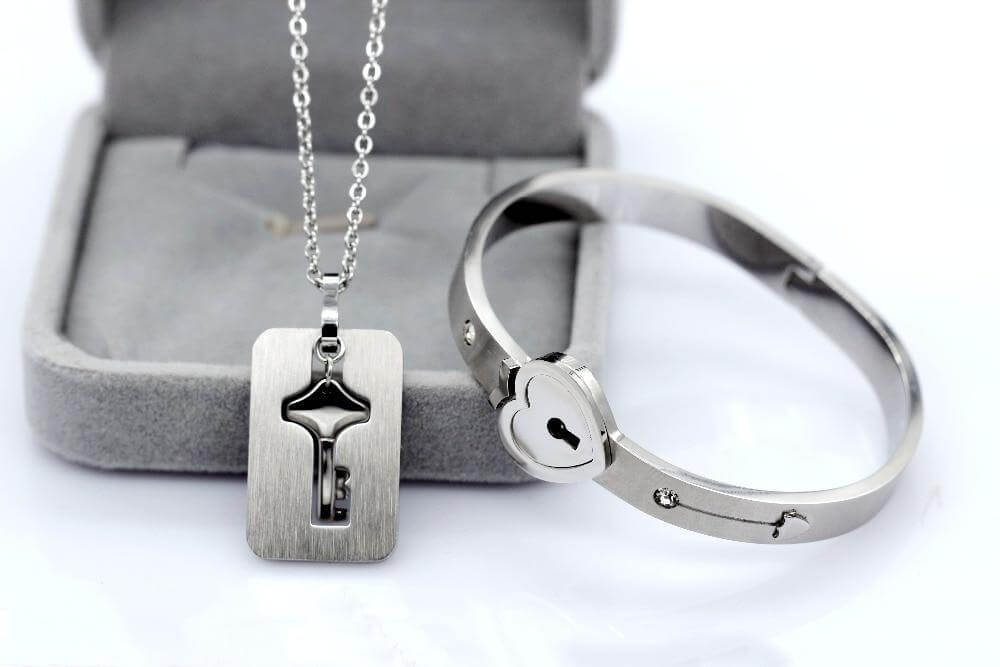 "YOU ARE THE KEY TO MY HEART" Bracelet + Necklace Set