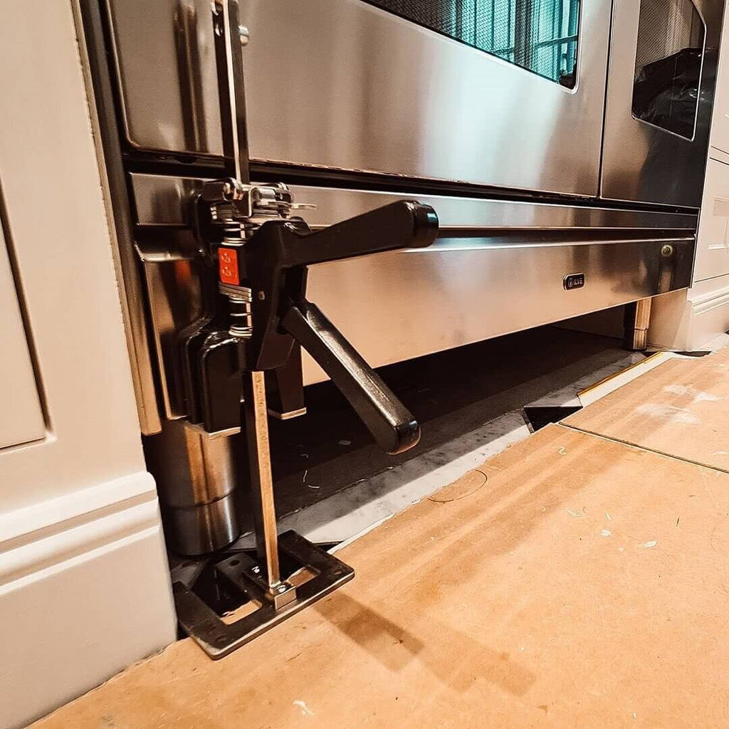 Labor Saving Arm Tool