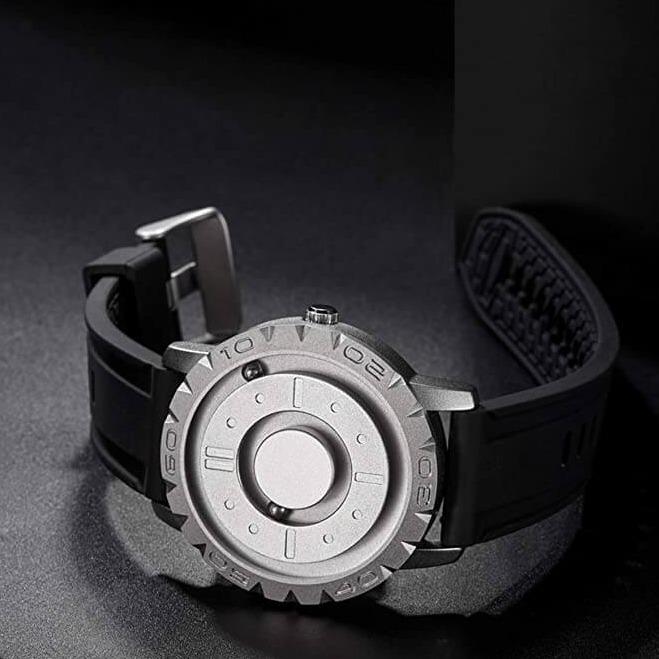 Eutour | Magnetic Bullet Watch