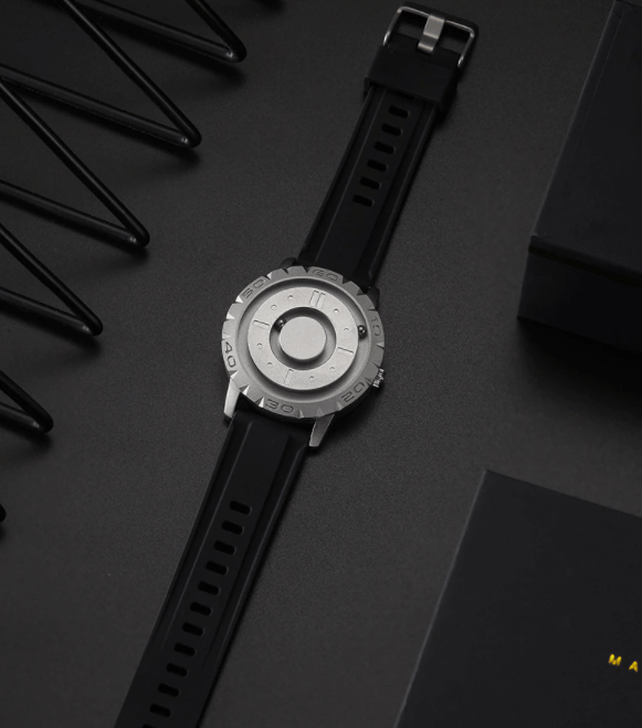 Eutour | Magnetic Bullet Watch