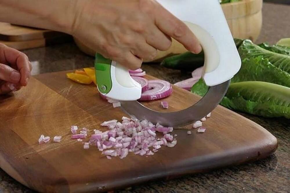 Rolling Knife