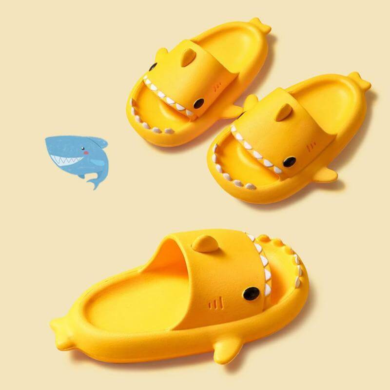 Baby and children's slippers with shark
