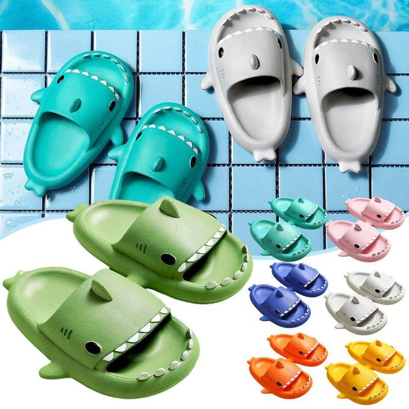 Baby and children's slippers with shark