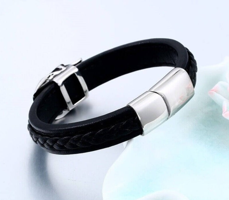 Steel Punk Skull Leather Bracelet