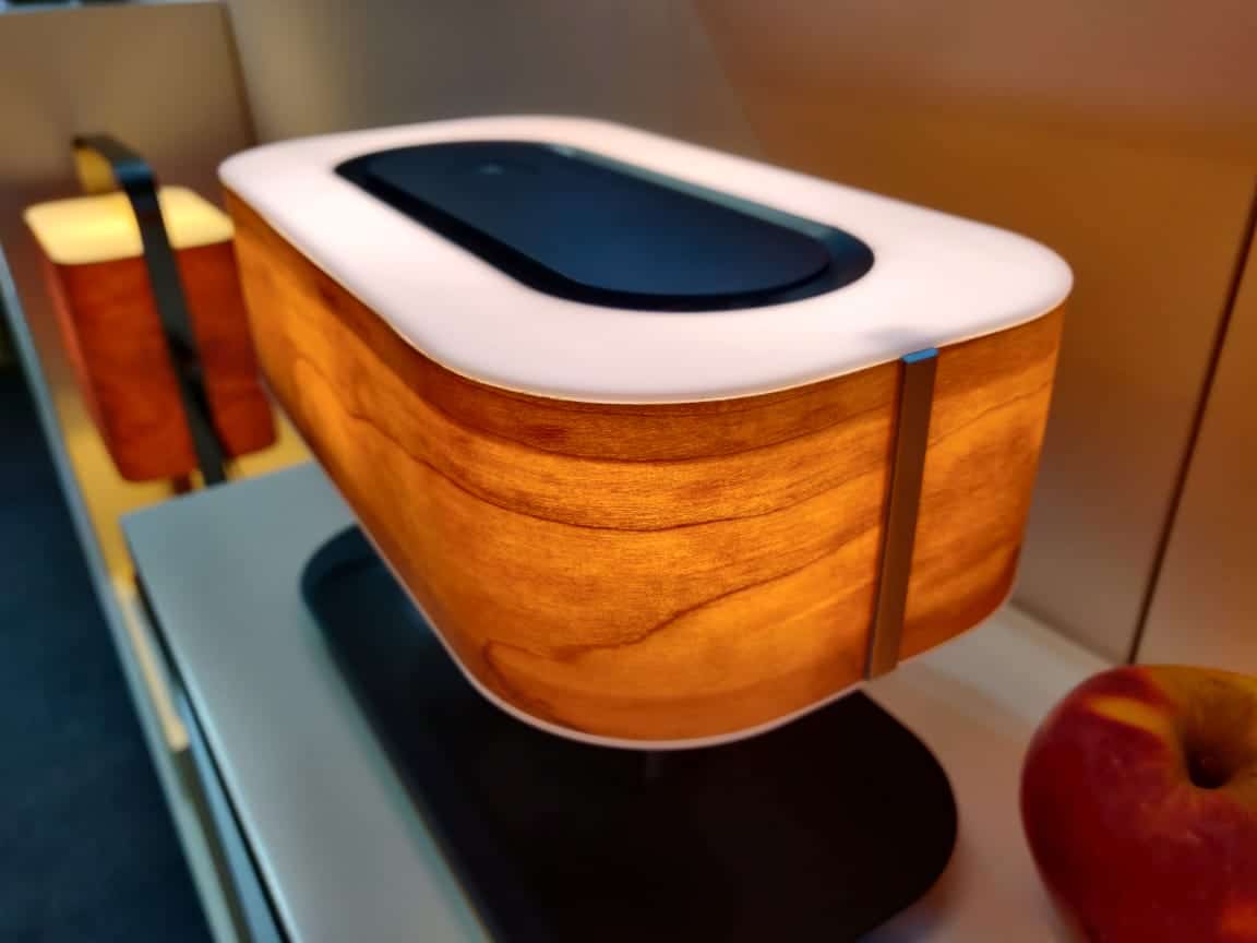 Moderne trebordlampe