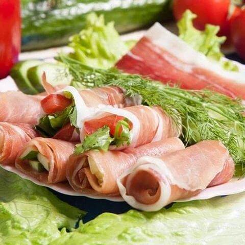 Magic Meat Vegetable Roller